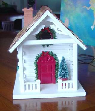 Happy Holidays House Birdhouse
